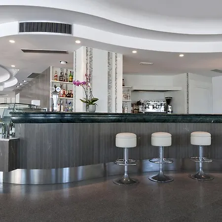 Eden Альба-Адриатика